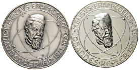 Württemberg-Personenmedaillen. Kepler, Johannes *1571 in Weil der Stadt, †1630 in Regensburg, Astronom, Physiker, Natur­philosoph und Mathematiker. 
...