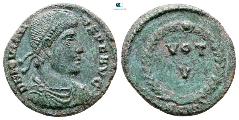 Jovian AD 363-364. Siscia
Follis Æ

19 mm, 2,72 g



Nearly Very Fine