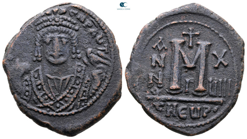 Maurice Tiberius AD 582-602. Theoupolis (Antioch)
Follis or 40 Nummi Æ

31 mm...