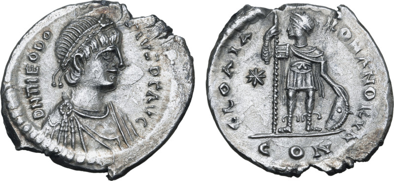 Theodosius II AR Light Miliarense. Thessalonica, AD 423-450. D N THEODOSIVS P F ...