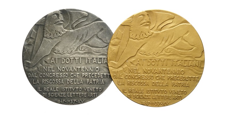 Venezia - Coppia delle medaglie emesse a ricordo per il 90° anniversario del con...