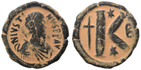 Justin I, 518-527. Half Follis (bronze, 7.81 g, 24 mm), Constantinople. DN IVSTINVS PP Pearl diademed, draped, cuirassed bust right. Rev: Large K, lon...