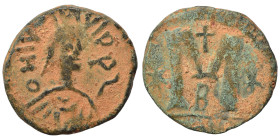 Justin I, 518-527. Follis (bronze, 13.41 g, 28 mm), Eastern imitation. D N IVSTINVS PP AVG Diademed and draped bust of Justin I to right. Rev. Large M...
