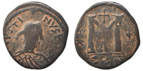 Justin I, 518-527. Follis (bronze, 12.15 g, 30 mm), Eastern imitation. D N IVSTINVS PP AVG Diademed and draped bust of Justin I to right. Rev. Large M...