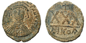 Tiberius II Constantine, 578-582. 3/4 Follis or 30 Nummi (bronze, 13.43 g, 29 mm), Nicomedia. Crowned, draped and cuirassed facing bust. Rev. Large XX...