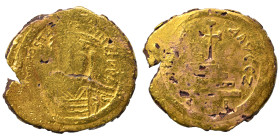 Tiberius II Constantine, 578-582. Fourrée Solidus (3.82 g, 22 mm). Draped and cuirassed bust facing, wearing plumed helmet and holding cross. Rev. Cro...