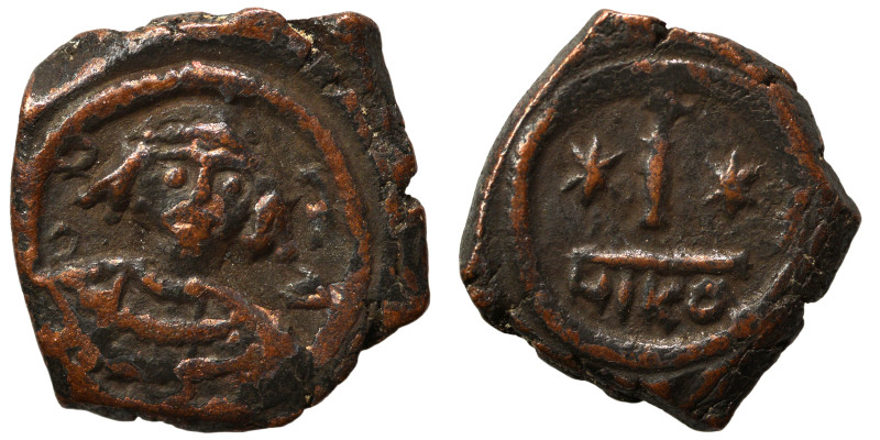 Maurice Tiberius, 582-602. Dekanummium (bronze, 3.56 g, 18 mm), Nicomedia. Crown...