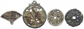 CHINA und Südostasien Korea Lots
4 versch. Bronzeguss-Amulette, alle nach Op den Velde/Hartill bestimmt. Op den Velde/Hartill 240, 276, 438, 534.
se...