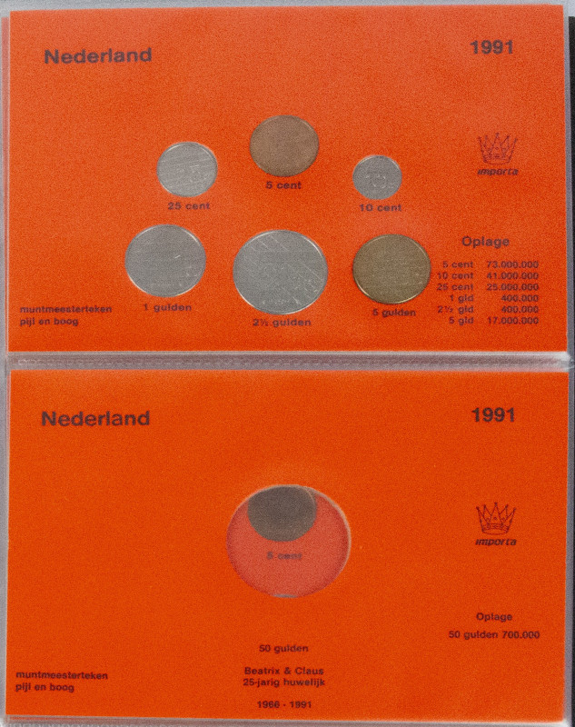 Coins Netherlands in albums - 4 albums with coins from The Netherlands, Juliana ...