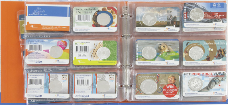 Coins Netherlands in albums: Euros - Album with coincards: 40x 5 Euro and 2x 10 ...