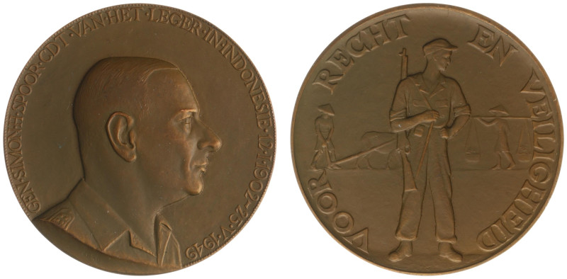 VPK-penningen - 1949 II - Medal 'Hulde soldaten in Indonesië' by Geurt Brinkgrev...