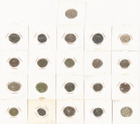 Ancient coins in lots - Roman coinage - A small lot Roman coins: 7 Antoniniani (mostly Gallienus) and 14 small Folles (mainly 4th century) - in total ...