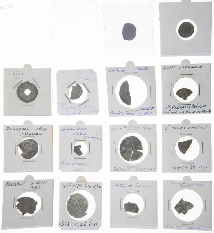 Dutch Provincial in boxes - Lot of 14 coins of different origin, mostly fragment...