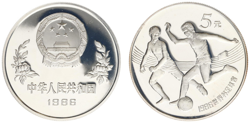 China - People's Republic - 5 Yuan 1986 - Soccer (KM140) - Obv: National emblem ...