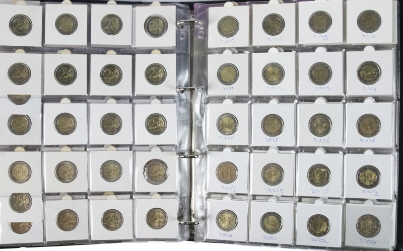 Coins world in boxes - Euro's - Album with 2 Euro coins