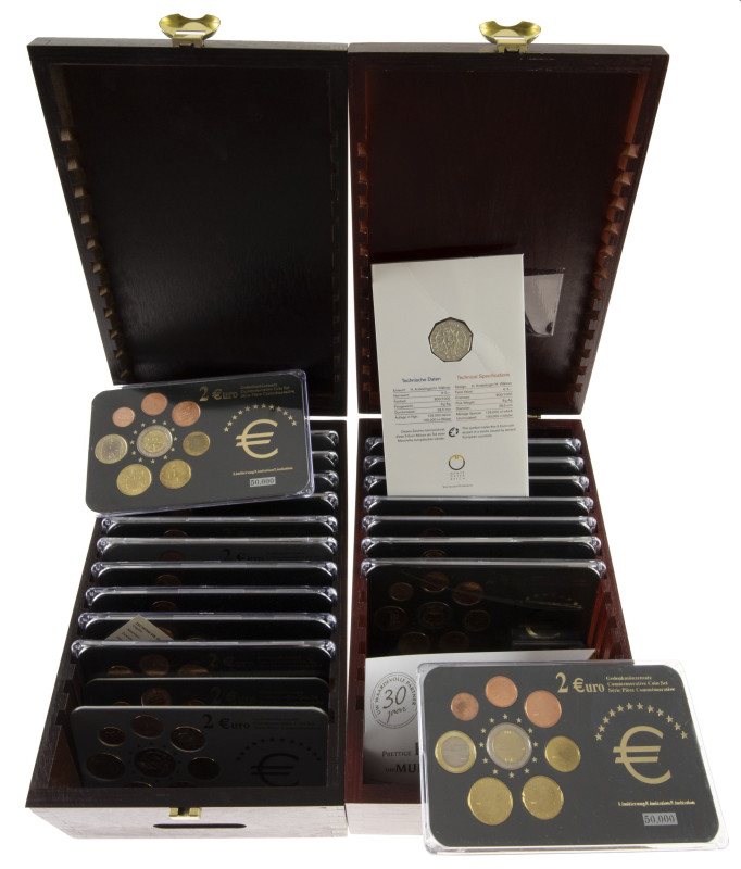 Coins world in boxes - Euro's - 2 custom made wooden boxes with commemorative Eu...