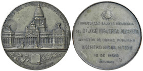 ARGENTINA Medaglia 1906 Inaugurazione Palazzo del congresso a Buenos Aires - AE argentato (g 159 - Ø 72 mm) Colpetto al bordo.

SPL