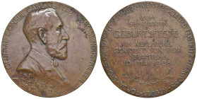AUSTRIA Carl Neufeldt (1838-1921) Medaglia 1908 70° compleanno - Opus: Hans Schaefer AE (g 121 - Ø 70 mm) Lievi colpetti al bordo e minime ossidazioni...