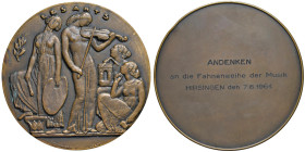 FRANCIA Medaglia 1964 In ricordo della bandiera della musica città di Hirsingen - Opus: Bouchard AE (g 241 - Ø 80 mm) Punzone "BRONZE" sul contorno, c...
