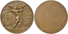 PIOMBINO Angiolo Bondi (1853-1929) Medaglia 1918 Società degli Altiforni Opus: Romagnoli AE (g 119 - Ø 69,38 mm) Colpo.

qFDC