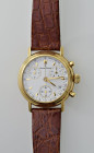 PIERRE GRENÉ -Orologi da polso- Cal. al quarzo. Cassa in oro giallo 18kt con diametro da 36mm. Dial bianco con scala tachimetrica stampata all’estremi...