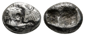 KINGS OF LYDIA. Kroisos (Circa 564/53-550/39 BC). 1/6 Stater. Sardes.
Obv: Confronted foreparts of lion and bull.
Rev: Two incuse square punches.
Berk...