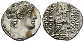 SELEUKID KINGDOM. Philip I Philadelphos (Circa 95-83 BC). Tetradrachm. Uncertain mint in Cilicia.
Obv: Diademed head right.
Rev: ΒΑΣΙΛΕΩΣ ΦΙΛΙΠΠΟV / Ε...