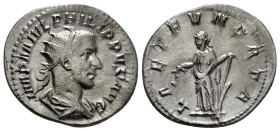 PHILIP I 'THE ARAB' (244-249). Antoninianus. Rome.
Obv: IMP PHILIPPVS AVG.
Radiate, draped and cuirassed bust right. Condition : Fine 3,85 g - 23,41 m...