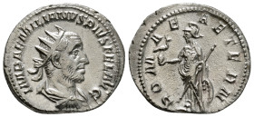 AEMILIAN (253). Antoninianus. Rome.
Obv: IMP AEMILIANVS PIVS FEL AVG.
Radiate, draped and cuirassed bust right.
Rev: ROMAE AETERN.
Roma standing l...