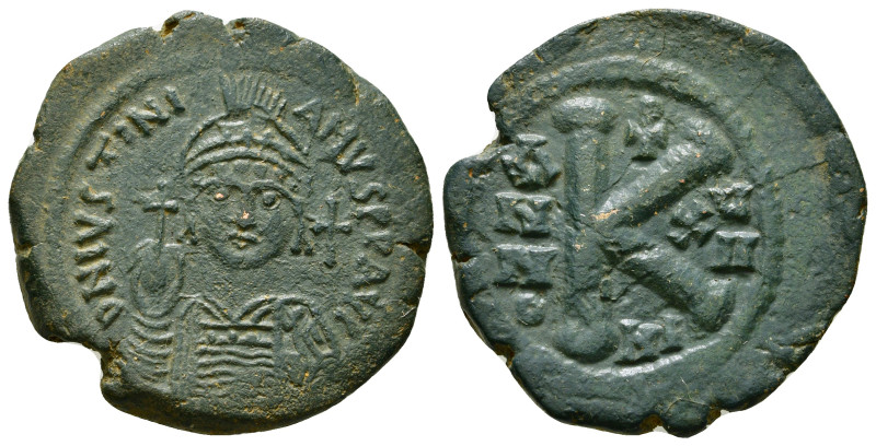 JUSTINIAN I (527-565). Half Follis. Nicomedia. Dated RY 17 (543/4).
Obv: D N IVS...