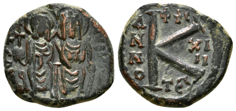 Justin II and Sophia - Half Follis. 565-578 AD. Thessalonica 5,45 g - 20,54 mm 
...