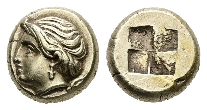 Ionia, Phokaia. EL Hekte, 2.55 g 10.63 mm. Circa 387-326 BC.
Obv: Head of a fem...