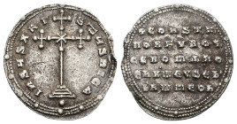 Constantine VII Porphyrogenitus and Romanus I. AD 913-959. AR, Miliaresion. 3.05 g. 24.03 mm. Constantinople.
Obv: IҺSЧSXPI-STЧSҺICA. Cross-crosslet p...