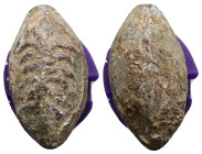 PB Greek sling bullet (c. 4th–1st centuries BC)
Lead sling bullet with the depiction of a centipede.
Weight: 22.50 g.
Diameter: 30.09 mm.