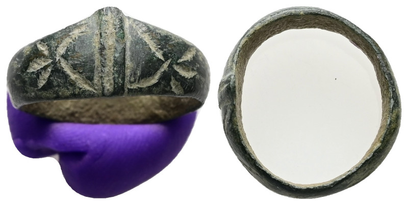 AE Ottoman archer’s ring (AD 12th–17th centuries)
A bronze archer’s ring. The ri...