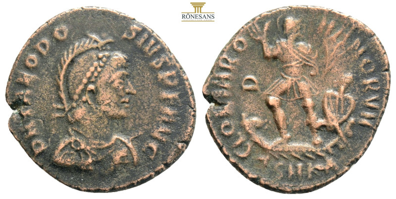 Theodosius I. Maiorina. 392-394 AD. Nicomedia. (Ric-IX 46). Anv.: D N THEODOSIVS...