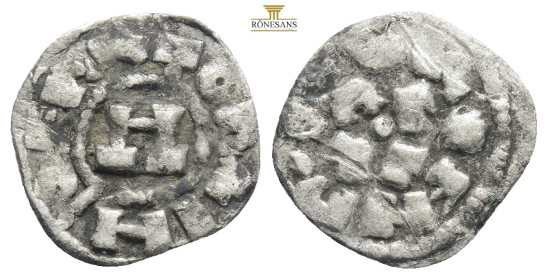 ITALY. Lucca. Heinrich III-V (1039-1125). Denaro.

Obv : + IHPERΛTOR.
Large H.

...