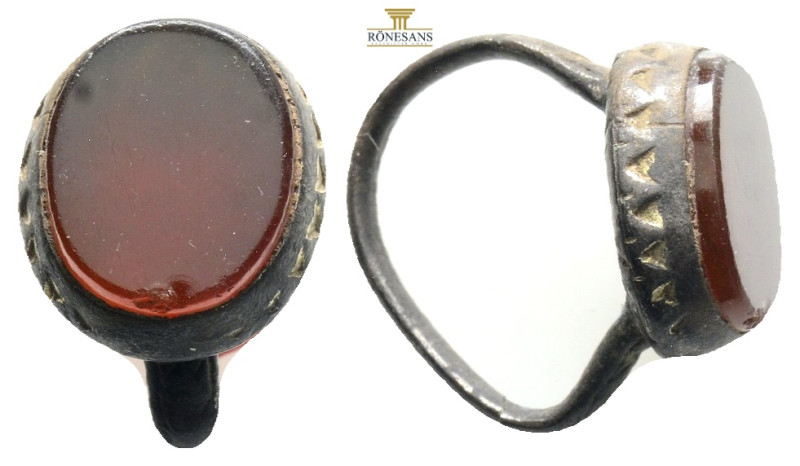 ANCIENT SILVER RING.(3rd–4th centuries).AR

Condition : Good very fine. 7,23gr 1...