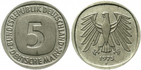 Proben, Verprägungen und Besonderheiten Bundesrepublik Deutschland
5 Mark Kursmünze 1975 F. Geprägt nach dem ursprünglichen Entwurf des Künstler Doeh...