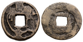 Kaiserreich / Empire
 China. 21.7 mm. Altes Amulett in Cash-Form (unbestimmt) / Uncertain. 5.10 g. Schön / Fine.