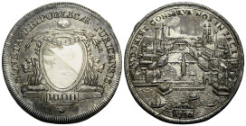 Zürich Stadt / City
 Taler 1790, Zürich. 39.0 mm. Silber / Silver thaler. Zürcherwappen auf einem Postament und zwischen zwei liegenden Löwen, über d...
