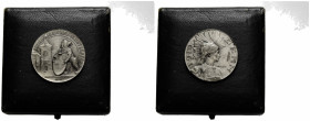 Schützentaler & Schützenmedaillen / Shooting talers & Shooting medals Bern / Berne
 Silbermedaille / Silver medal 1910. 27.5 mm. Eidgenössisches Schü...