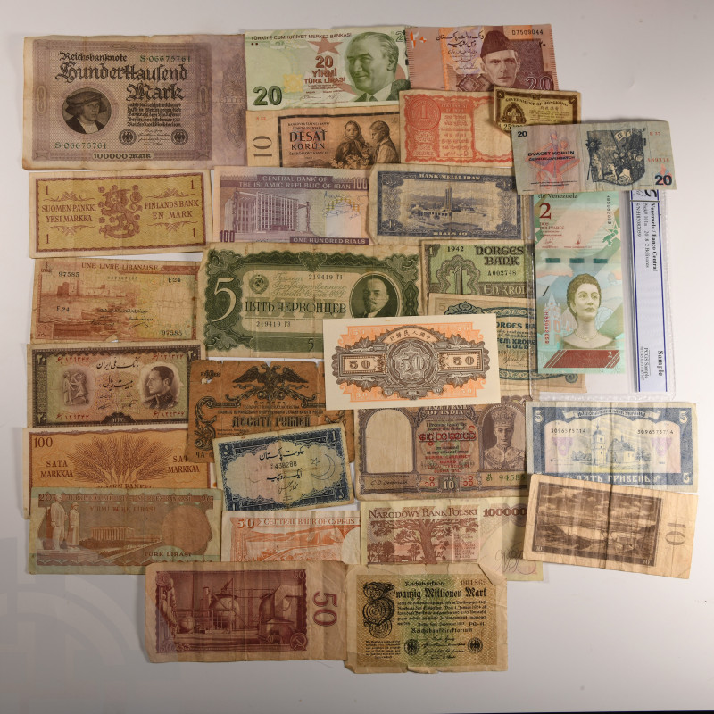 Banknotes - Mixed Banknote Group [28]
20th century A.D. Group comprising: mixed...