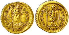 Römische Goldmünzen

Kaiserzeit

Leo I., 457-474

Solidus 457/474 Constantinopel, 6. Offizin. Brb. v.v. mit Helm/VICTORIA AVGGG S CONOB. Victori...