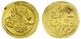 Ausländische Goldmünzen und -medaillen

Türkei/Osmanisches Reich

Mahmud II., 1808-1839 (AH 1223-1255)

1/4 Zeri Mahbub AH 1223, Jahr 4 = 1811, ...