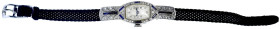 Uhren aus Gold

Armbanduhren

Damenuhr PLATIN 950/1000. Ohne Herstellerangabe. Handaufzug. Besetzt mit 7 (von ursprünglich 10) länglichen Saphiren...