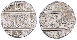 CHINA und Südostasien

Indien-Indur

Ahalyabai Holkar, 1765-1795

Rupie AH 1203, Reg.-Jahr 31 = 1789, Maheshwar. sehr schön, kl. Randfehler. Kra...