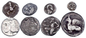 Lots antiker Münzen

Griechen

8 Klein-Silbermünzen vom 1/32 Stater bis zum Tetrobol. Meist Thrakien, u.a. Abdera und Istros. schön bis sehr schön...