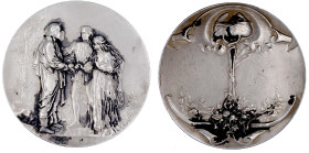 Medaillen

Medailleure

Goetz, Karl

Silbermedaille o.J. SEMPER-Hochzeitsmedaille. 45 mm, 30,35 g. vorzüglich, etwas berieben, sehr selten. Kien...