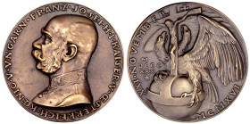 Medaillen

Medailleure

Goetz, Karl

Große Bronzemedaille 1916, auf den Tod Franz Josephs von Österreich. Brustbild l./Doppeladler hinter Reichs...